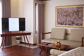 The Grand Villandra Resort