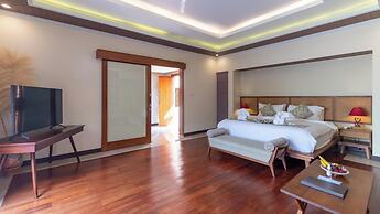 The Grand Villandra Resort