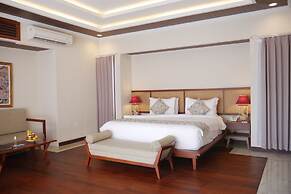 The Grand Villandra Resort