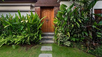 The Grand Villandra Resort