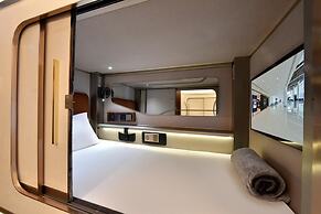 Bahrain Airport Hotel Airside Hotel for Transiting and Departing Passe