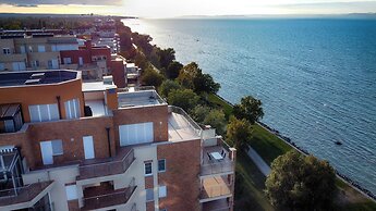 Galerius Golden Beach Apartment