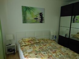 Galerius Golden Beach Apartment