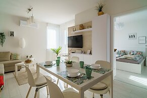 Galerius Golden Beach Apartment