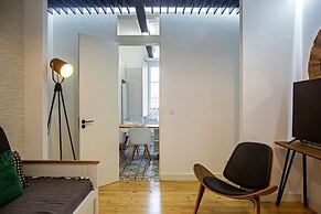 Colourful and Tasteful 2bedroom Apartment in Graça