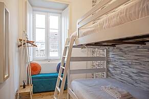 Colourful and Tasteful 2bedroom Apartment in Graça