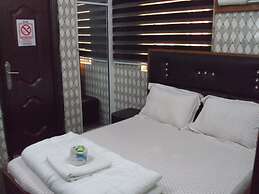 Elite Poolbar & Lodge