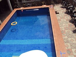 Elite Poolbar & Lodge