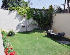 Perch Service Apartment- Sector 40