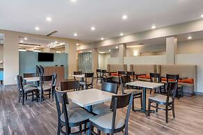 MainStay Suites Georgetown Lexington North