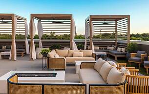 Thompson Savannah, by Hyatt