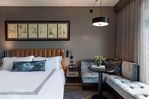 Thompson Savannah, by Hyatt