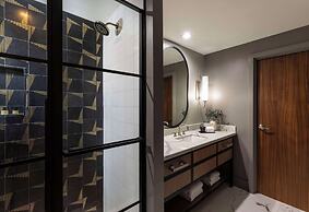 Thompson Savannah, by Hyatt