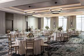 Thompson Savannah, by Hyatt