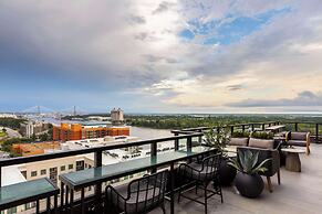 Thompson Savannah, by Hyatt