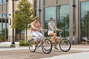 Thompson Savannah, by Hyatt