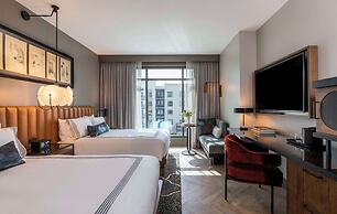 Thompson Savannah, by Hyatt