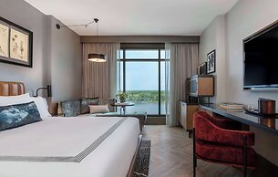 Thompson Savannah, by Hyatt