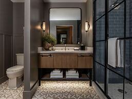 Thompson Savannah, by Hyatt