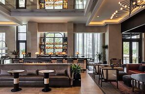 Thompson Savannah, by Hyatt