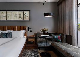 Thompson Savannah, by Hyatt