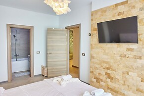 Sunny Beach Alezzi