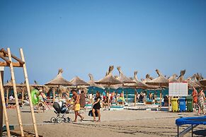 Sunny Beach Alezzi