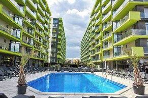 Sunny Beach Alezzi