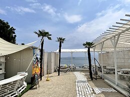 BEACH HOUSE at WANI BASE