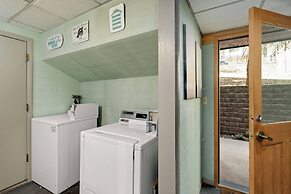 Aspen Mountain Condos by iTrip Aspen Snowmass