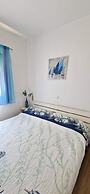 Sea-view Apartment - Sleeps 4, Parking & Balcony