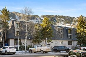 Chateau DuMont by iTrip Aspen Snowmass