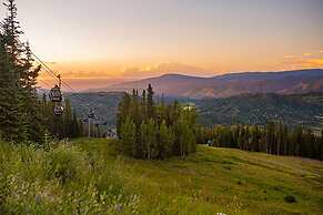 Cottonwoods by iTrip Aspen Snowmass