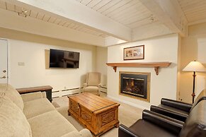 Cottonwoods by iTrip Aspen Snowmass