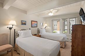 Cottonwoods by iTrip Aspen Snowmass