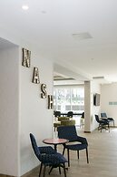 Home2 Suites Downtown Nashville/Metrocenter