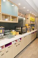 Home2 Suites Downtown Nashville/Metrocenter