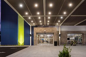 Home2 Suites Downtown Nashville/Metrocenter