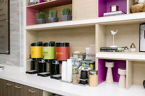 Home2 Suites Downtown Nashville/Metrocenter