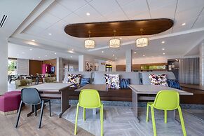 Home2 Suites Downtown Nashville/Metrocenter