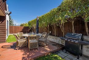 Central Queenstown 3-Bed Villa by Staysouth