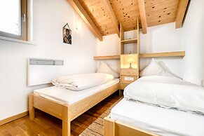 Waldhütte Panorama Tschengla by A-Appartements