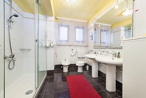 Apartments Villa Rossella 1