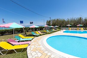 Villa Amorossa with Garden View & Shared Pool by Konnect, Roda Corfu