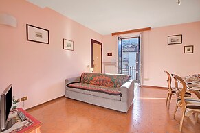 La Maison di Annamarie Stresa Center