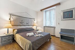 La Maison di Annamarie Stresa Center