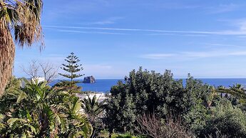 Tipica Casa Eoliana con due Camere d Letto