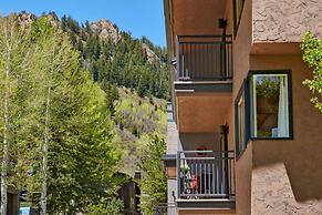 700 Monarch Condos by iTrip Aspen Snowmass