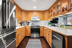 700 Monarch Condos by iTrip Aspen Snowmass