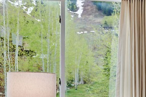 700 Monarch Condos by iTrip Aspen Snowmass